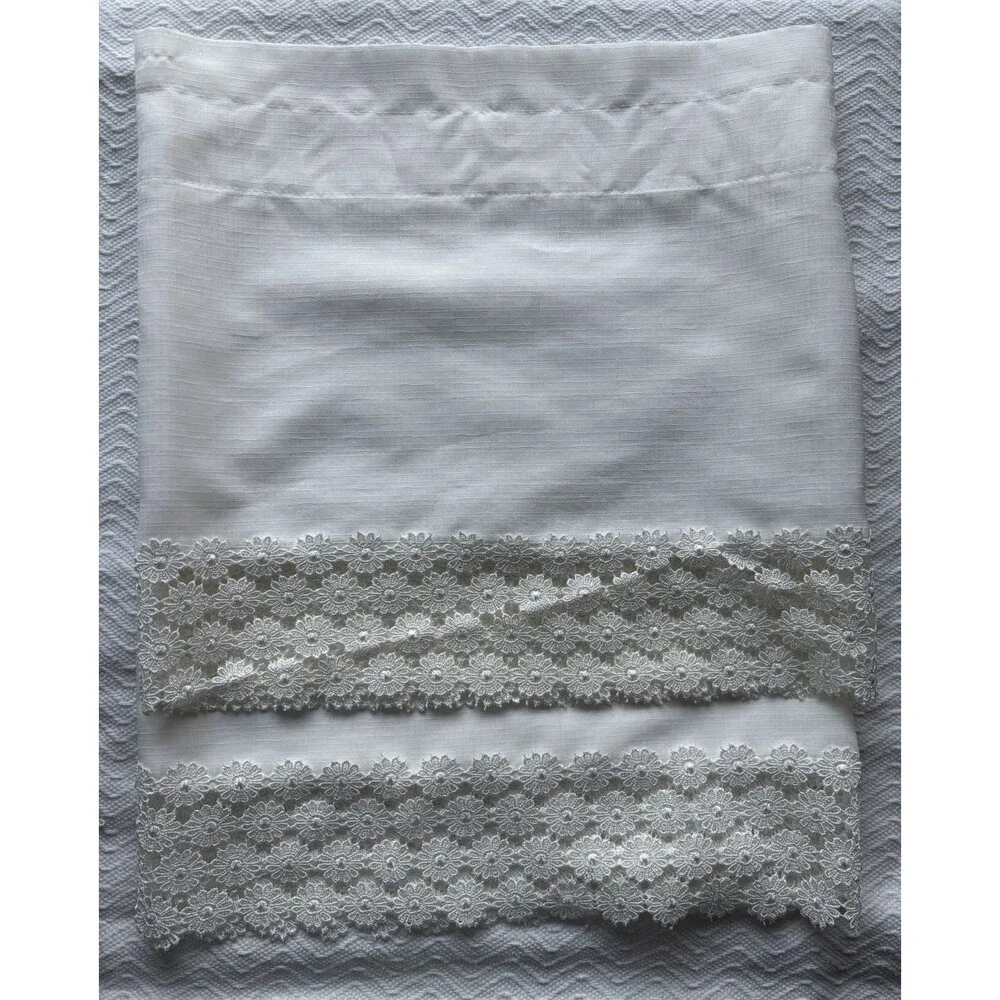 Pair of White Valances with Daisy Floral Trim 58x13 Cottage Farmhouse EUC